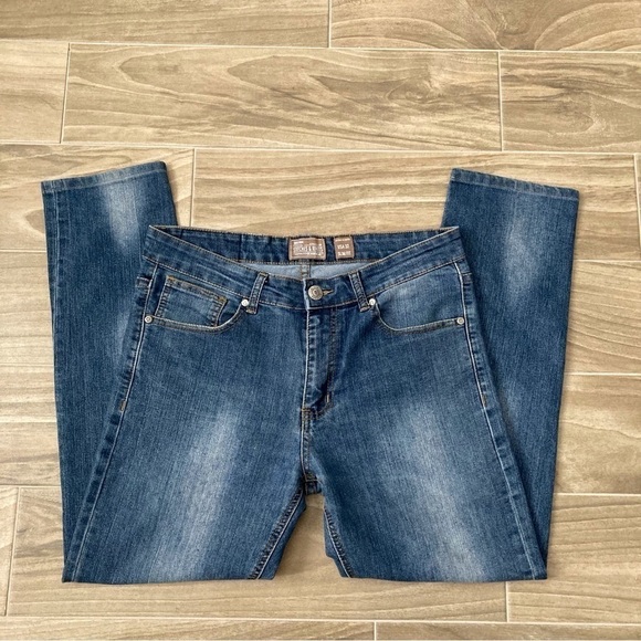 Stitches & Rivets Slim Fit Jeans | Size 32 - Picture 6 of 6